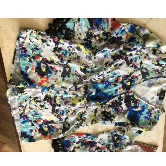 Romeo + Juliet CoutureShort Romper M - Picture 4 of 6